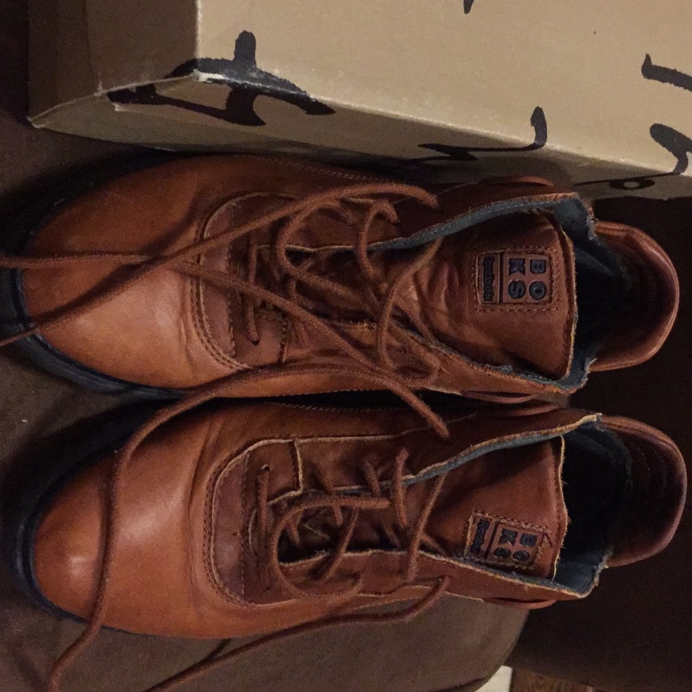 BOKS by Reebok leather shoe sz 9